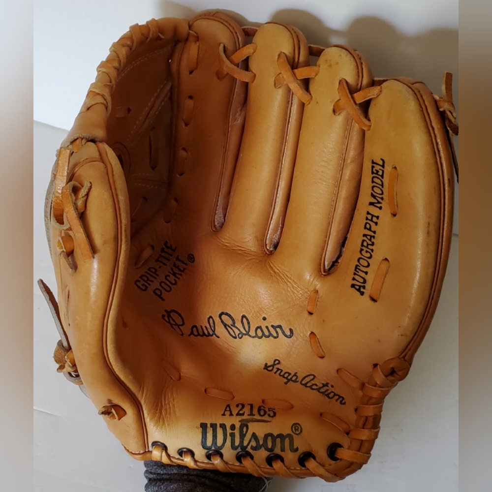Wilson Vintage Youth A2165 Paul Blair Baltimore Orioles 10" Baseball Glove RHT